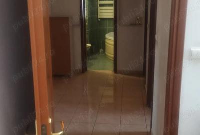 Apartament cu 3 camere decomandat în Libertății - 2