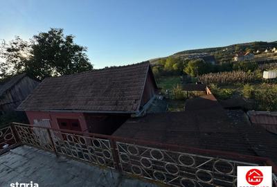Casă cu 6 camere cu Teren 1495 Mp în Sâncraiu de Mureș