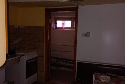 Casă cu 4 camere în Brădișor - 1