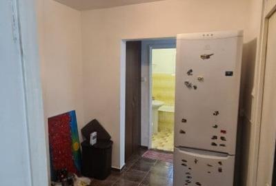 Apartament cu 2 camere decomandat în Galata - 8