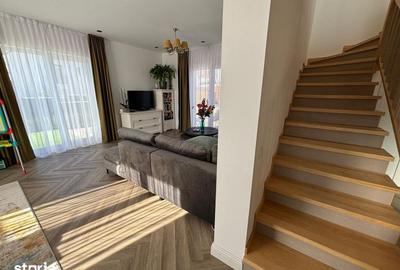 Casă cu 4 camere cu Teren 497 Mp în Roșia - 10
