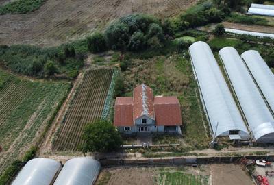 Casă individuală cu 5 camere cu Canalizare în Băleni-Sârbi