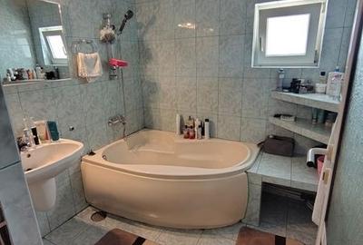 Apartament cu 3 camere în Central - 3