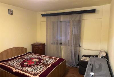 Apartament cu 2 camere decomandat, mobilat în Steaua