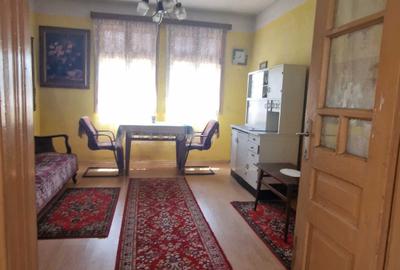 Casă cu 4 camere în Bocsig