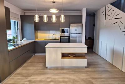 Apartament cu 3 camere în Borhanci