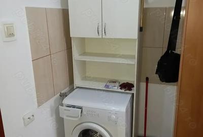 Garsonieră semidecomandată în Central