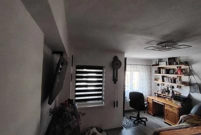 Apartament cu 3 camere decomandat în Central - 2