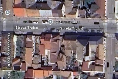 Casă cu 4 camere în Traian