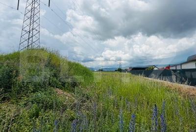 Teren Construcții intravilan de 713 mp, în Mihai Viteazu