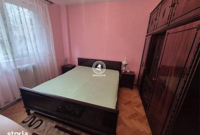 Apartament cu 3 camere decomandat în Gară - 2