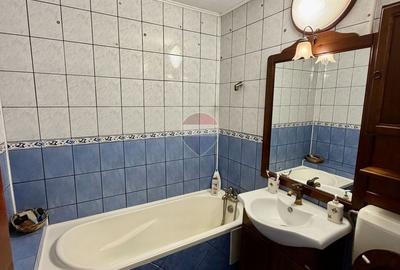 Apartament cu 3 camere în Ultracentral