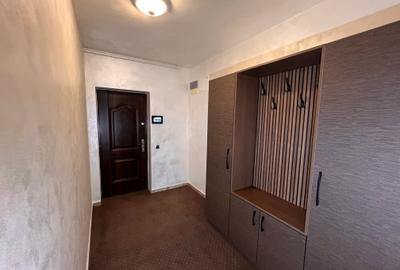 Apartament cu 2 camere decomandat, mobilat în 13 Decembrie - 2