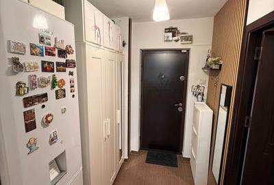 Apartament cu 2 camere semidecomandat în Colentina