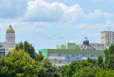 Penthouse cu 5 camere decomandat, mobilat în Central - 7