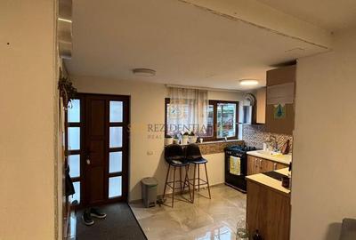 Casă cu 5 camere cu Canalizare în Berceni - 1