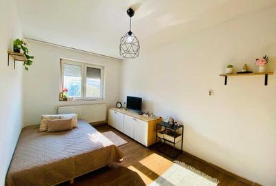 Apartament decomandat în Micro 14 - 3