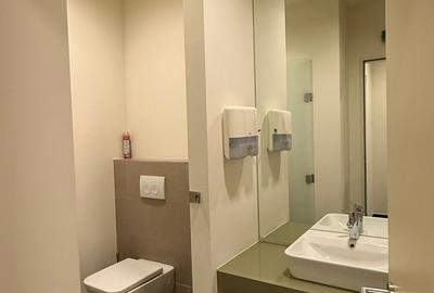 Birou, de 242 mp, în Universitate - 9