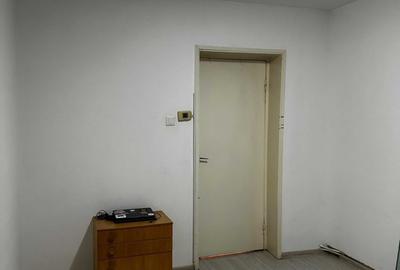 Apartament cu 2 camere semidecomandat în 14 Mai