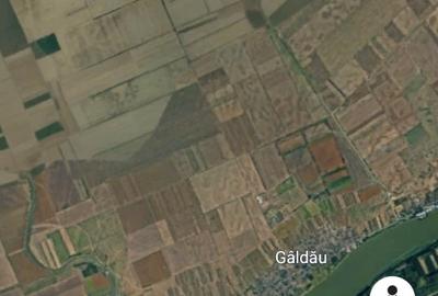 Teren agricol extravilan de 40000 mp, în Jegălia