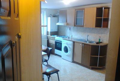 Apartament cu 2 camere semidecomandat în Olimpia-Stadion