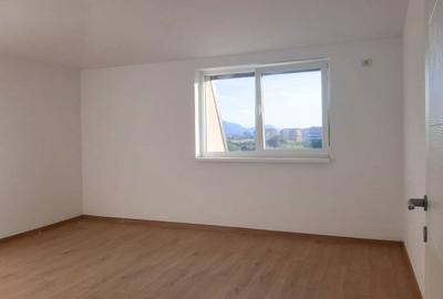 Apartament cu 2 camere decomandat în Sud