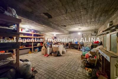 Casă cu 5 camere în Central - 2