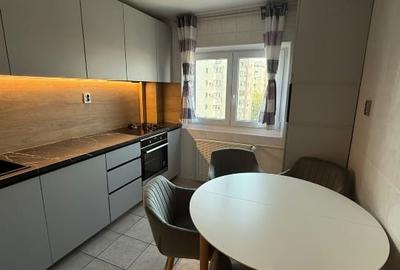 Apartament cu 3 camere semidecomandat, mobilat în Barbu Văcărescu