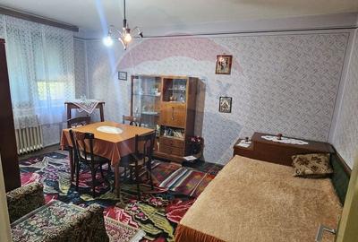 Apartament cu 2 camere decomandat în Cornișa - 8