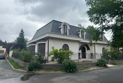 Casă individuală cu 8 camere cu Piscina în Corbeanca - 2