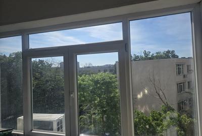 Apartament cu 3 camere semidecomandat în Titan - 6