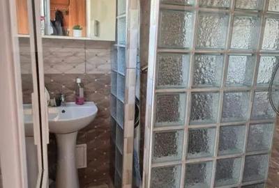 Casă cu Teren 350 Mp în Central