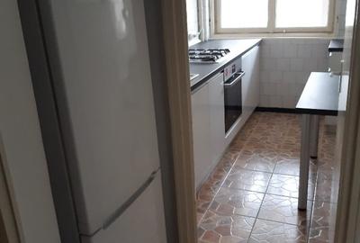 Apartament cu 2 camere semidecomandat, mobilat în Dorobanți
