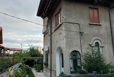 Casă cu 3 camere în Floreasca