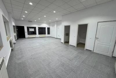 Spațiu comercial, de 61.5 mp, în Mogoșoaia