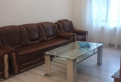 Apartament cu 3 camere decomandat în Central - 2