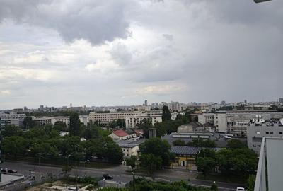 Apartament cu 3 camere în 13 Septembrie