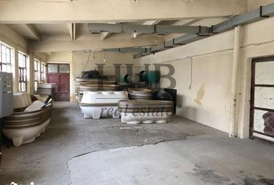 Spațiu comercial, de 277 mp, în Central - 8