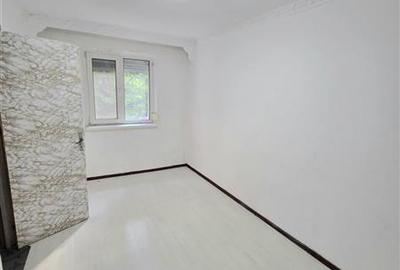Apartament cu 3 camere semidecomandat în Groapa - 7
