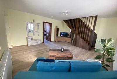 Apartament cu 2 camere decomandat, mobilat în Bucium