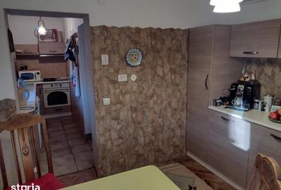 Apartament cu 4 camere decomandat, mobilat în Grozăvești