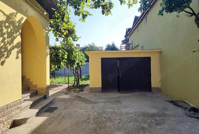 Casă cu 2 camere cu Teren 500 Mp în Central