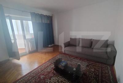 Garsonieră decomandată în Nicolina