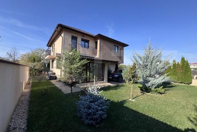 Casă individuală cu 5 camere cu Canalizare în Albert