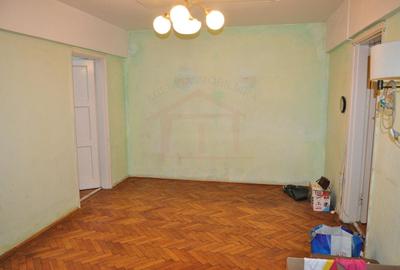 Apartament cu 2 camere decomandat în Piața Centrală - 14