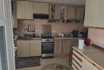 Casă cu 3 camere cu Teren 4800 Mp în Mărășeni - 9