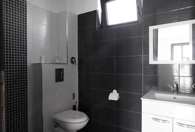 Casă cu 4 camere cu Teren 169 Mp în Central