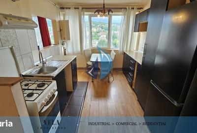 Apartament cu 3 camere decomandat în Cornișa - 3
