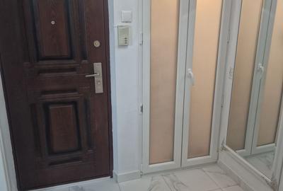 Apartament cu 2 camere decomandat în Drumul Taberei