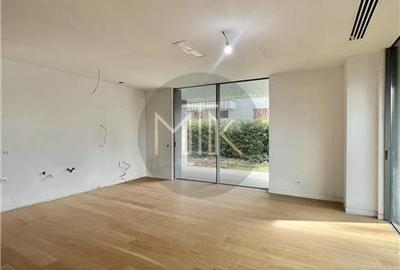 Apartament cu 5 camere decomandat în Floreasca